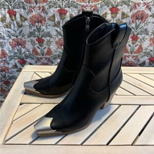 Lulu's Black and Silver Ankle Booties